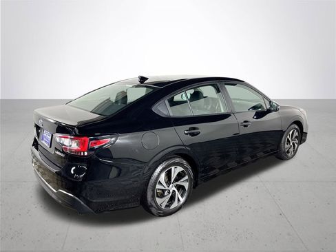 Used 2025 Subaru Legacy Premium image 6