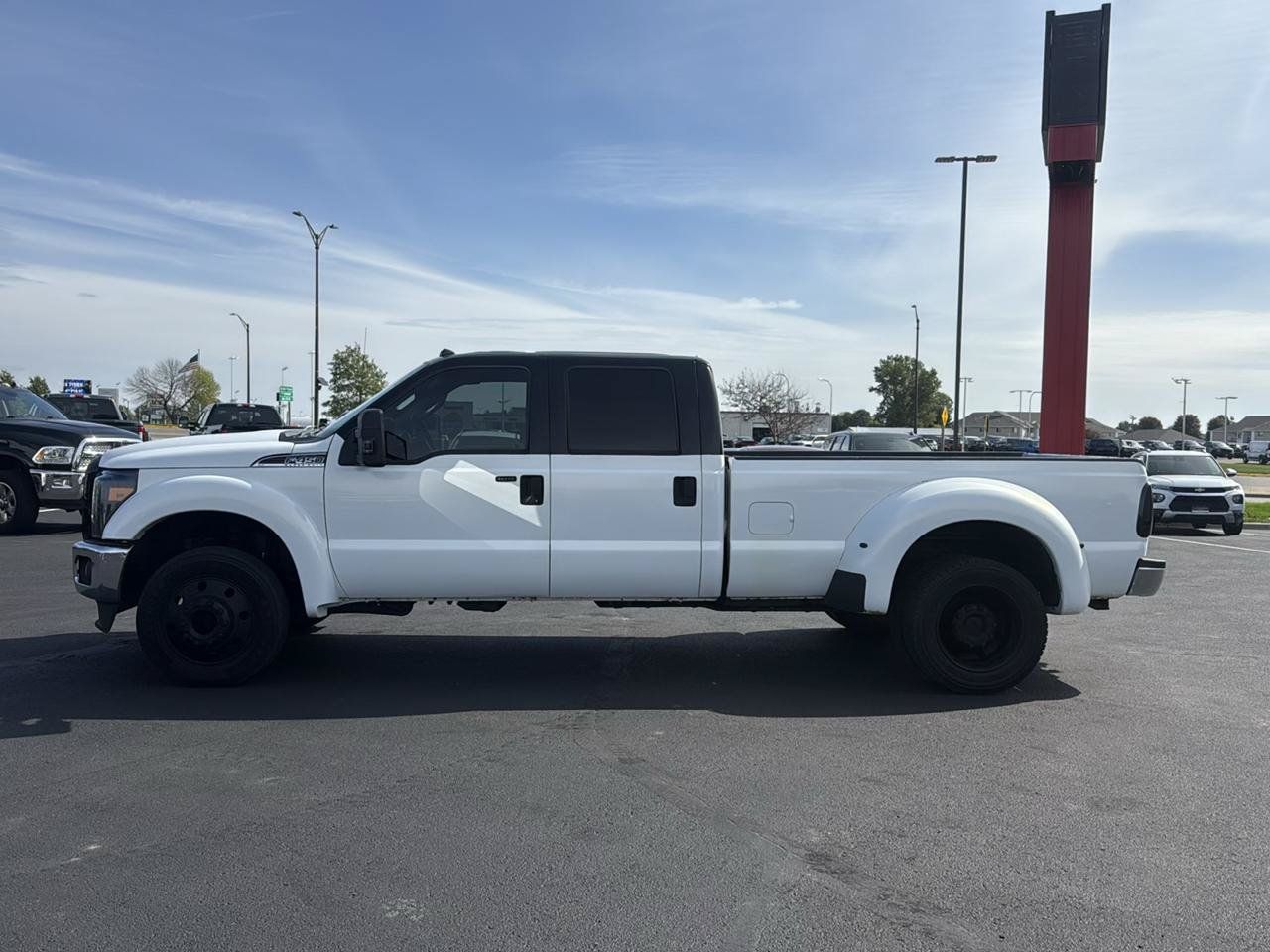Used 2015 Ford F450 XLT w/ XLT Value Package AWD/4WD image 2