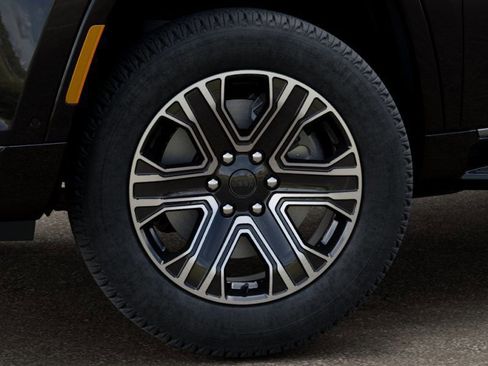 New 2026 Jeep Grand Wagoneer L 4WD image 8