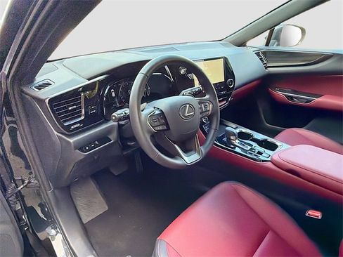 Used 2025 Lexus NX 250 FWD image 25
