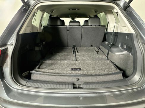 Used 2024 Volkswagen Tiguan SE FWD image 27
