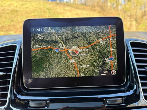 Used 2018 Mercedes-Benz GLE 350 4MATIC image 26