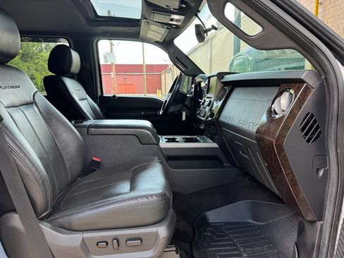 Used 2015 Ford F350 Platinum w/ Snow Plow Prep Package AWD/4WD image 32