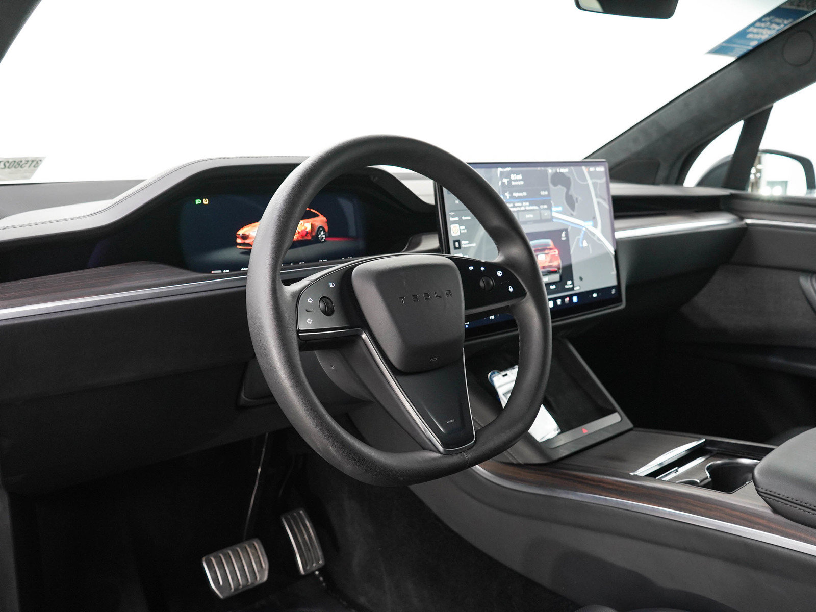 Used 2024 Tesla Model X AWD/4WD image 25