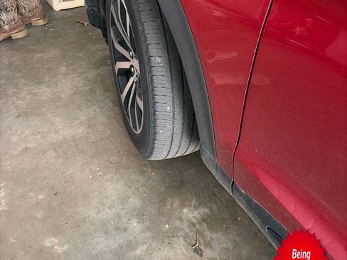 Used 2024 Ford Explorer ST-Line w/ Class IV Trailer Tow Package image 1