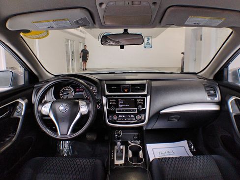 Used 2018 Nissan Altima 2.5 SV image 35