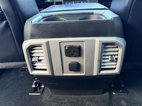 Used 2017 Ford F250 Lariat w/ Lariat Ultimate Package AWD/4WD image 24