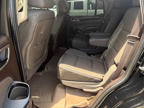 Used 2015 GMC Yukon Denali w/ Premium Package AWD/4WD image 13