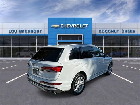 Used 2025 Audi Q7 3.0T Premium Plus image 8