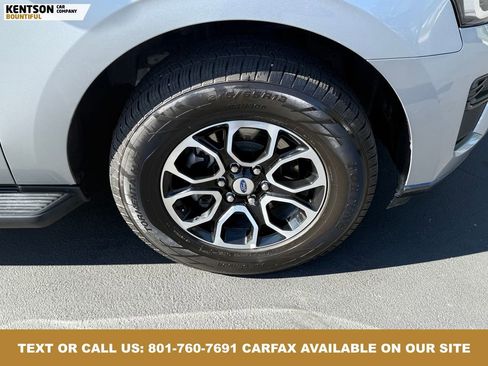 Used 2024 Ford Expedition XLT image 16