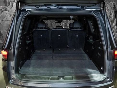 Used 2024 Jeep Wagoneer Series III w/ Premium Group I image 19