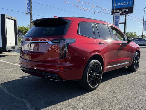 Certified 2023 Cadillac XT6 Sport w/ Technology Package AWD/4WD image 5