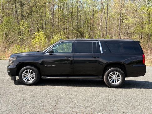 Used 2015 Chevrolet Suburban LT AWD/4WD image 4