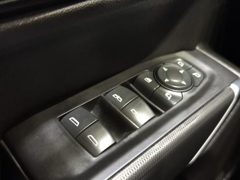Used 2020 GMC Sierra 1500 AT4 w/ AT4 Premium Package AWD/4WD image 36