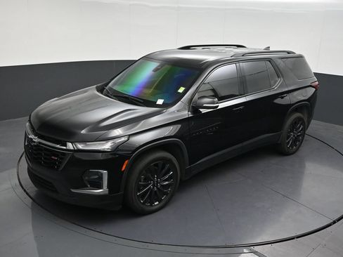Used 2024 Chevrolet Traverse RS FWD image 20