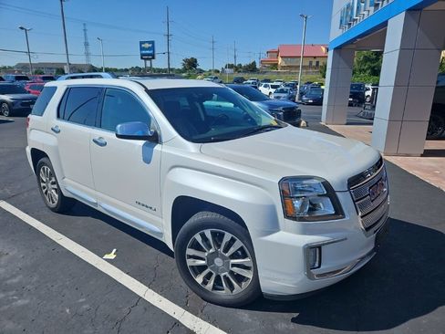 Used 2016 GMC Terrain Denali AWD/4WD image 5