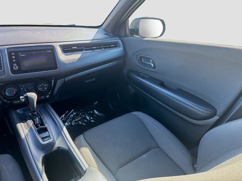 Certified 2021 Honda HR-V Sport image 21