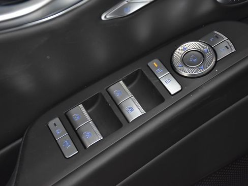 Used 2025 Genesis G80 3.5T Sport Prestige image 17