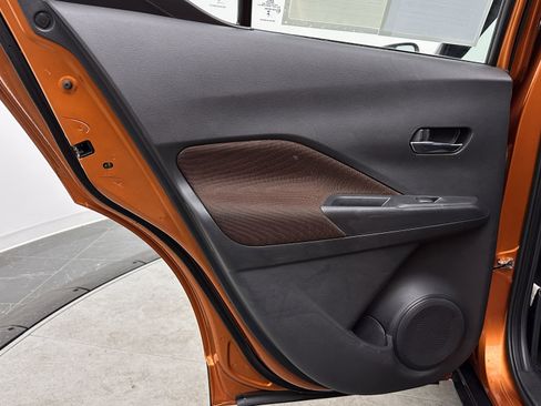 Used 2023 Nissan Kicks SR FWD image 22