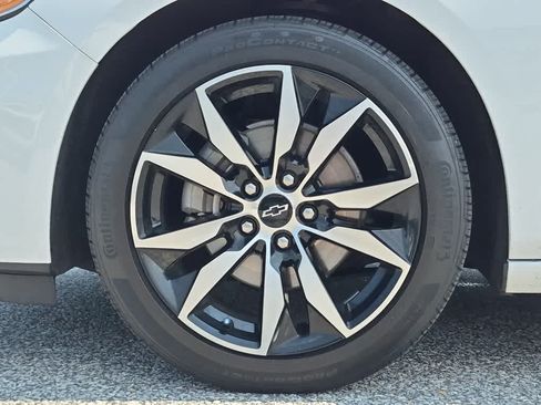Used 2024 Chevrolet Malibu RS w/ LPO, Floor Liner Package FWD image 6
