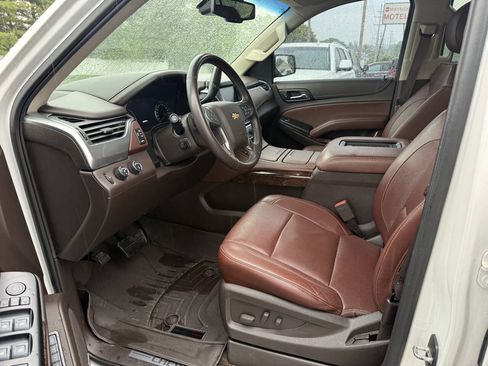 Used 2017 Chevrolet Tahoe Premier AWD/4WD image 16