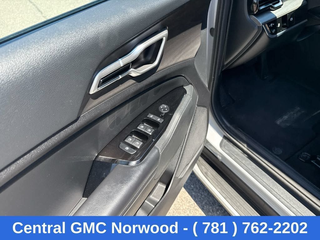 Used 2023 Kia Sportage X-Line w/ X-Line Premium Package AWD/4WD image 14