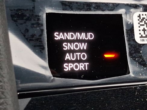New 2025 Jeep Grand Cherokee Limited AWD/4WD image 15