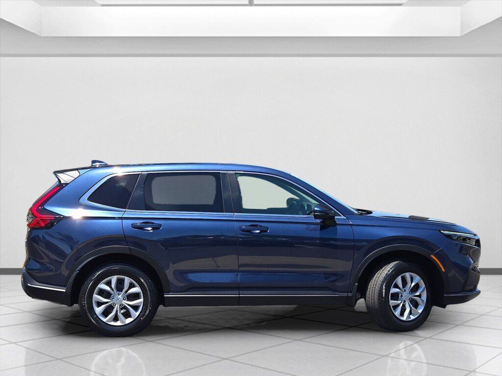 Certified 2025 Honda CR-V LX image 4
