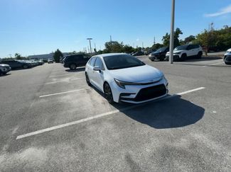Used 2023 Toyota Corolla SE FWD video 2