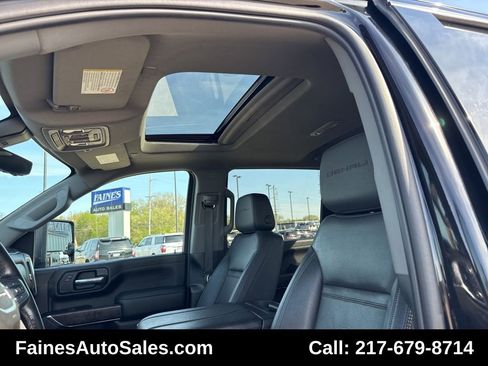 Used 2023 GMC Sierra 3500 Denali w/ Technology Package image 95