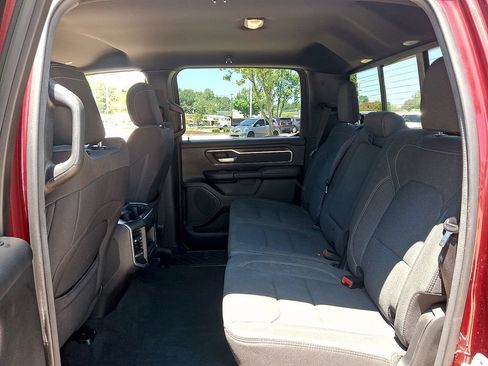 Used 2022 RAM 1500 Big Horn AWD/4WD image 10