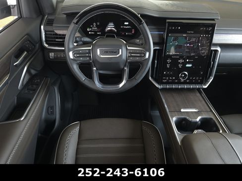 Used 2026 GMC Acadia Denali Ultimate w/ LPO, Floor Liner Package AWD/4WD image 13