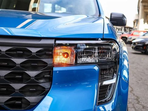 New 2026 Ford Maverick XL image 7