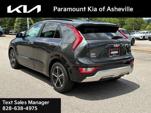 Certified 2025 Kia Niro FWD image 4