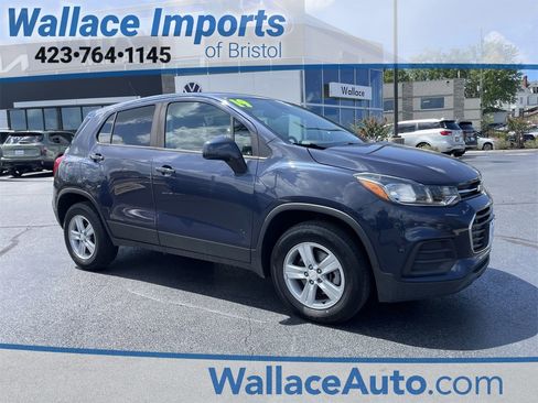 Used 2019 Chevrolet Trax LS w/ Tint and Cruise Package image 1