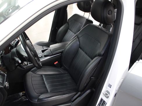 Used 2014 Mercedes-Benz GL 450 4MATIC image 11