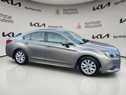 Used 2017 Subaru Legacy 2.5i Premium AWD/4WD image 6