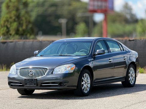 Used 2011 Buick Lucerne CXL FWD image 6
