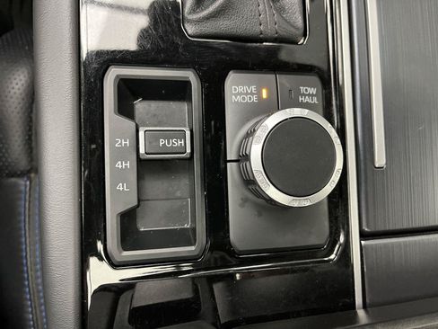 Used 2023 Toyota Tundra Platinum AWD/4WD image 17