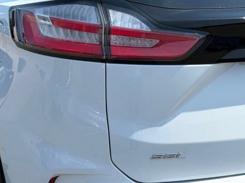 Certified 2023 Ford Edge SEL w/ Convenience Package AWD/4WD image 28