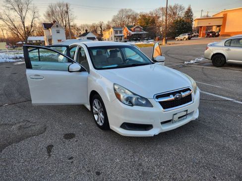 Used 2014 Subaru Legacy 2.5i Premium image 29