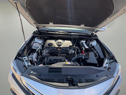 Used 2022 Toyota Camry SE w/ Cold Weather Package image 46