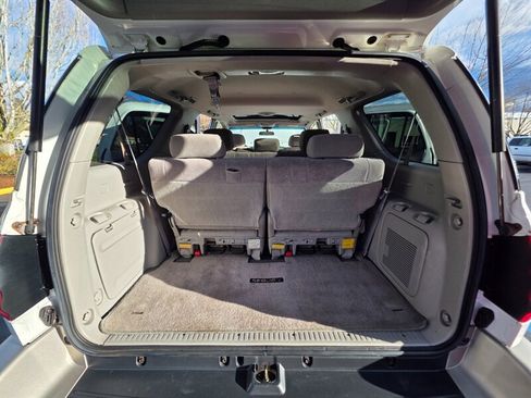 Used 2001 Toyota Sequoia SR5 image 47