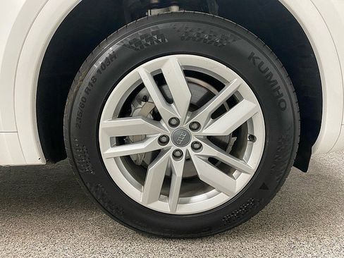 Used 2020 Audi Q5 2.0T Premium image 26