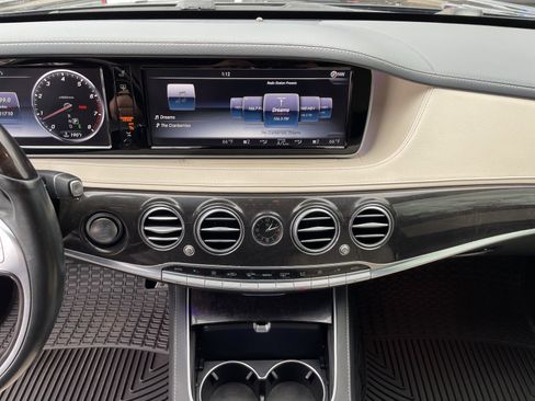 Used 2017 Mercedes-Benz S 550 S 550 image 19