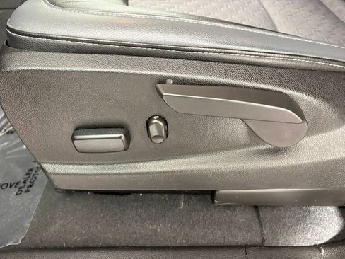 Used 2019 Chevrolet Colorado Z71 image 15