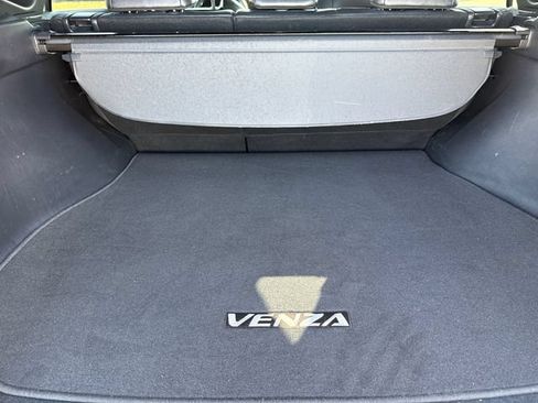 Used 2021 Toyota Venza XLE w/ Carpet Mat Package (TMS) AWD/4WD image 11
