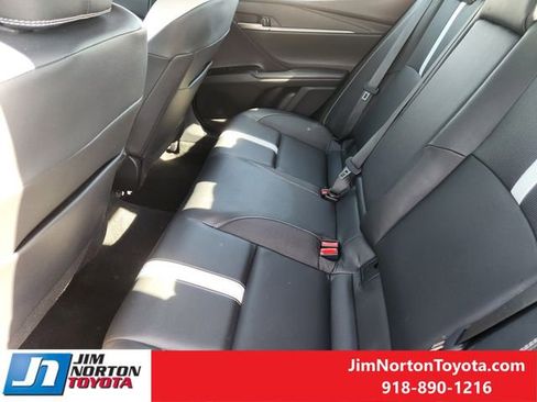 Used 2025 Toyota Camry SE FWD image 30