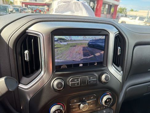 Used 2020 Chevrolet Silverado 1500 LTZ w/ LTZ Plus Package image 7