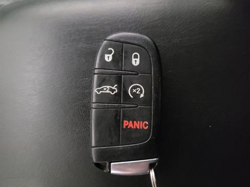 Used 2019 Dodge Charger SXT RWD image 32